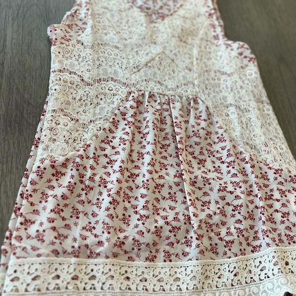 Susan Berto Dress - Picture 6 of 9